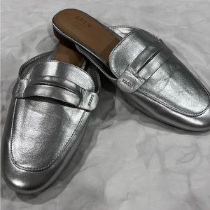 3 for $25 Beautiful Apt 9 silver slide loafers